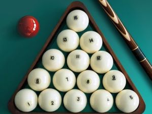Spel Billiards 3D: Russiese piramide aanlyn