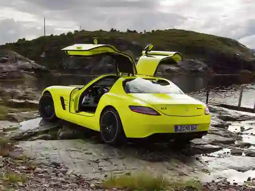 Spel Mercedes-Benz SLS E-Cell Puzzle aanlyn