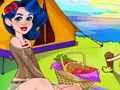 Spel Crystal en Ava se kampeerreis  aanlyn