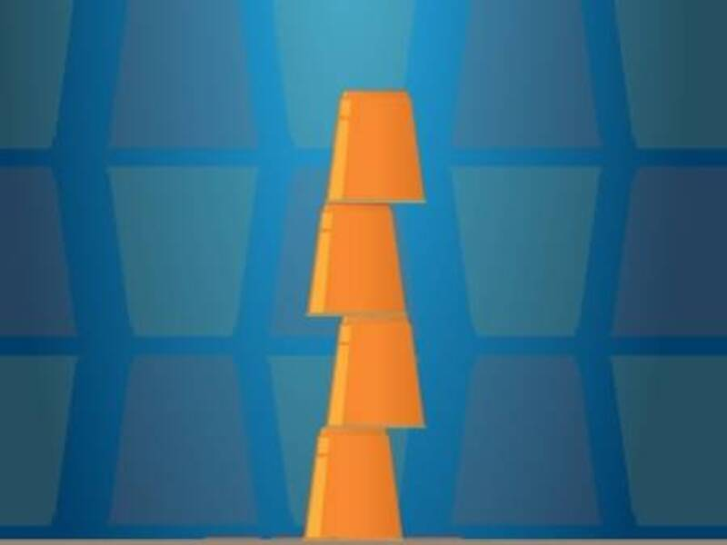 Spel Cups Tower Builder aanlyn